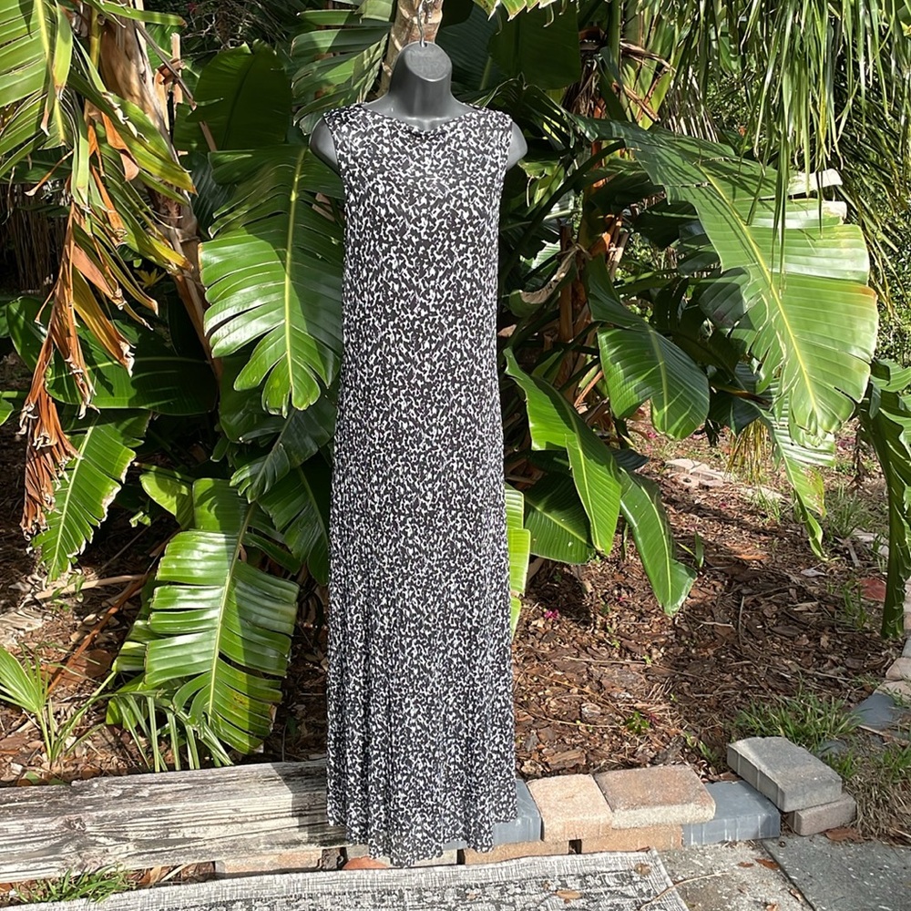 Vince camuto   sheer mesh maxi dress with separate slip